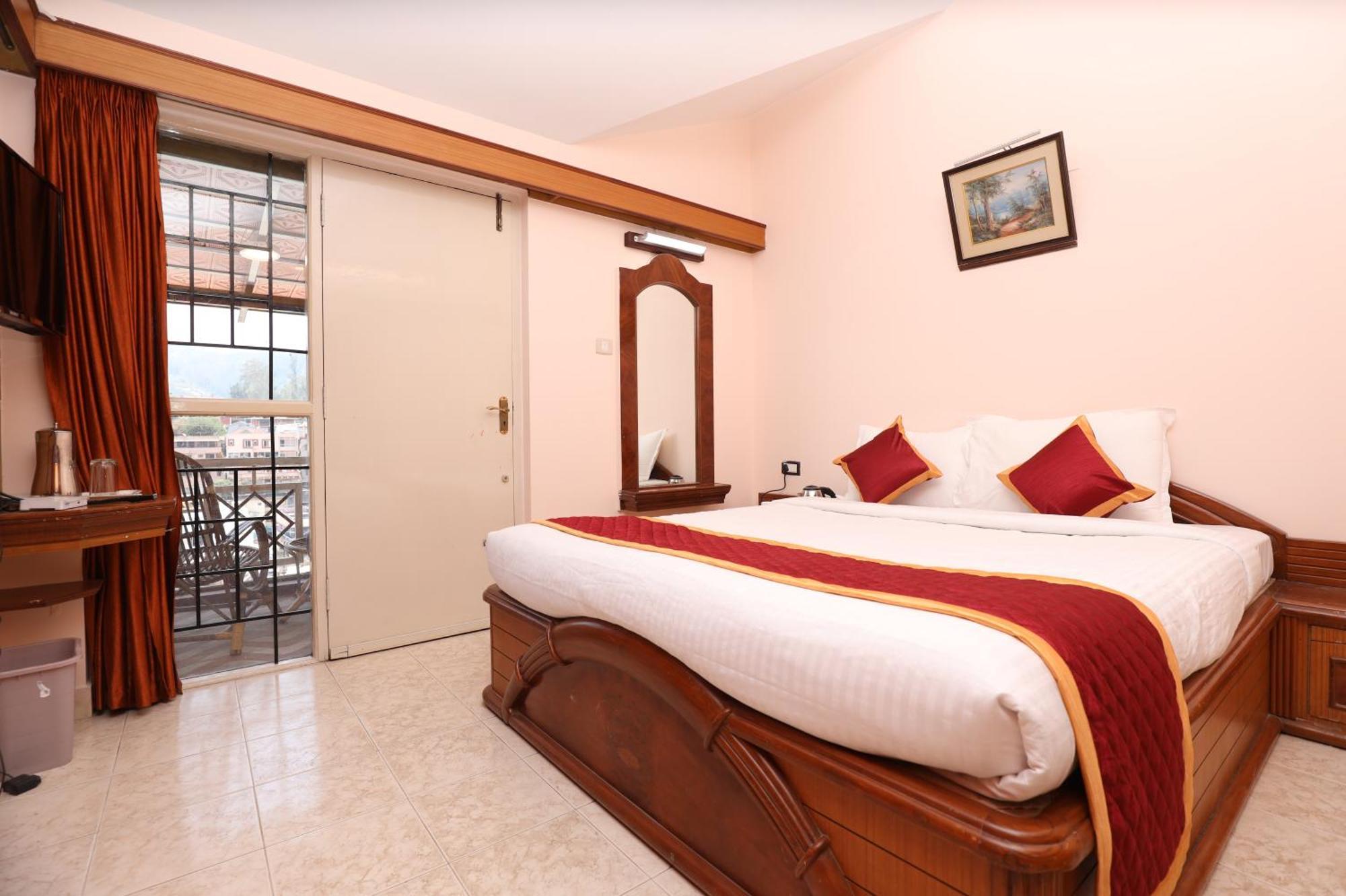 Hotel Silver Oak Ooty Buitenkant foto