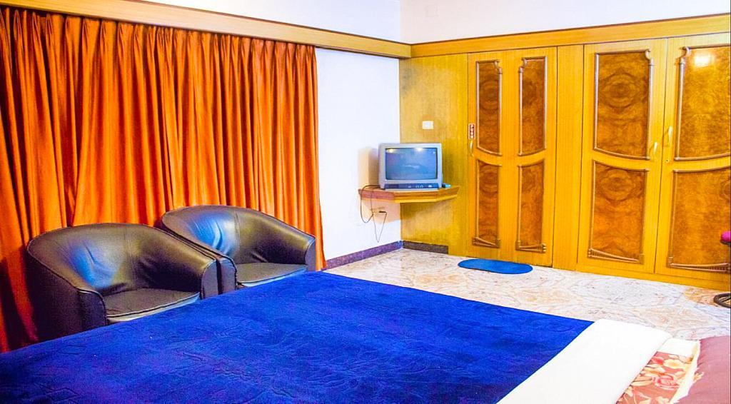 Hotel Silver Oak Ooty Buitenkant foto