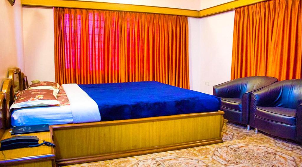 Hotel Silver Oak Ooty Buitenkant foto